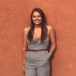 Meet your Posher, Olivia